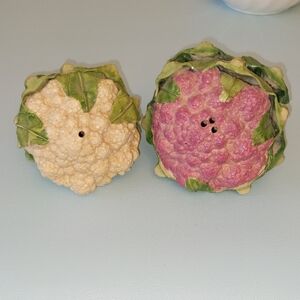 Vintage Set of 2 Cauliflower Vegetable Decor Ceramic Salt & Pepper Shakers